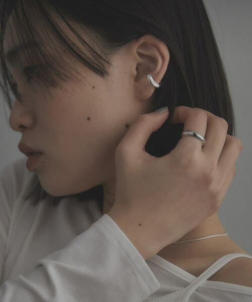 COCOSHNIK ONKITSCH / ココシュニックオンキッチュ ピアス・イヤリング | シルバー リッジイヤーカフ | 詳細7