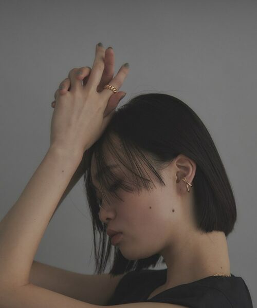 COCOSHNIK ONKITSCH / ココシュニックオンキッチュ ピアス・イヤリング | シルバー アシンメクロスイヤーカフ GP | 詳細6