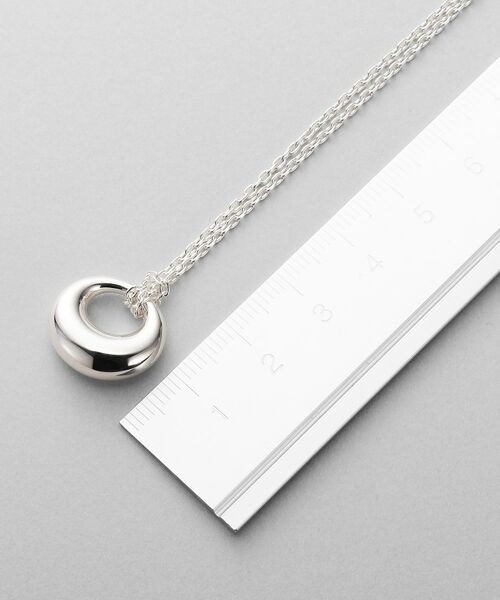 COCOSHNIK ONKITSCH / ココシュニックオンキッチュ ネックレス・ペンダント・チョーカー | シルバー オフセットトーラスネックレス | 詳細5