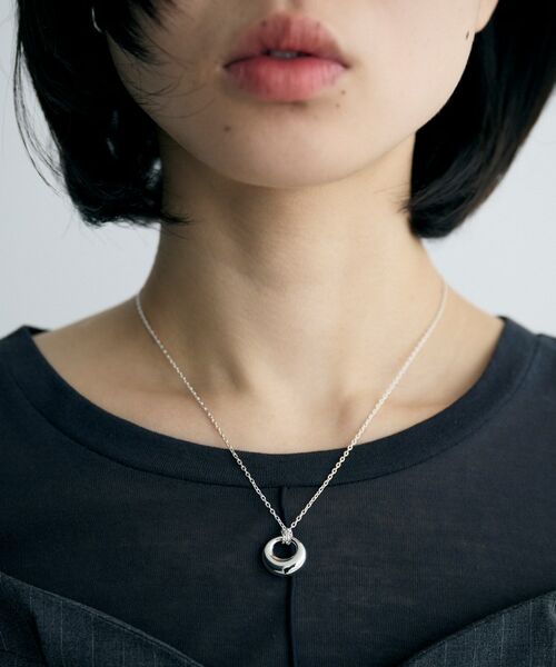 COCOSHNIK ONKITSCH / ココシュニックオンキッチュ ネックレス・ペンダント・チョーカー | シルバー オフセットトーラスネックレス | 詳細9