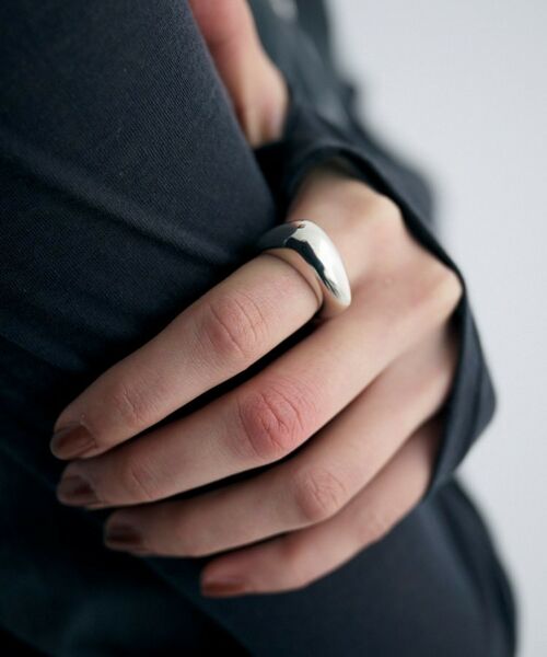 COCOSHNIK ONKITSCH / ココシュニックオンキッチュ リング | シルバー ボリュームペアシェイプシグネットリング | 詳細7