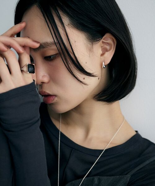 COCOSHNIK ONKITSCH / ココシュニックオンキッチュ ピアス・イヤリング | シルバー ハギーイヤリング ペアシェイプ M | 詳細7