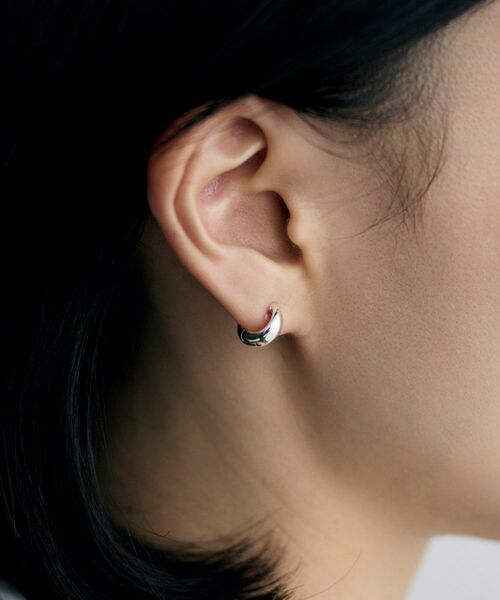 COCOSHNIK ONKITSCH / ココシュニックオンキッチュ ピアス・イヤリング | シルバー ハギーイヤリング ペアシェイプ S | 詳細8