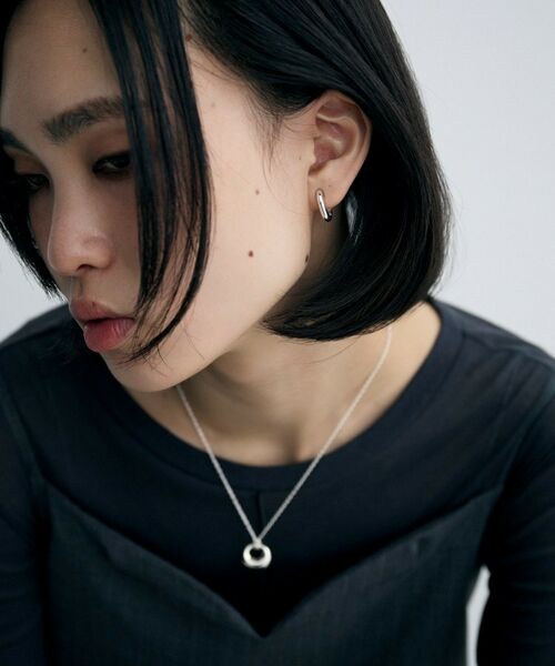 COCOSHNIK ONKITSCH / ココシュニックオンキッチュ ピアス・イヤリング | シルバー ハギーイヤリング トラック | 詳細7