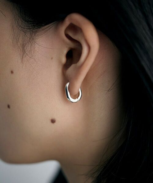 COCOSHNIK ONKITSCH / ココシュニックオンキッチュ ピアス・イヤリング | シルバー ハギーイヤリング トラック | 詳細8