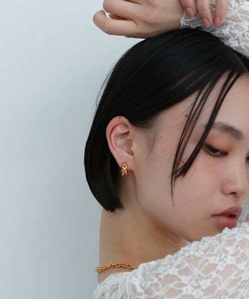 COCOSHNIK ONKITSCH / ココシュニックオンキッチュ ピアス・イヤリング | シルバー スモールフープ クロスループピアス GP | 詳細7