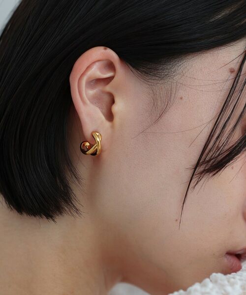 COCOSHNIK ONKITSCH / ココシュニックオンキッチュ ピアス・イヤリング | シルバー スモールフープ クロスループピアス GP | 詳細8