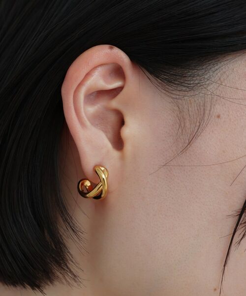 COCOSHNIK ONKITSCH / ココシュニックオンキッチュ ピアス・イヤリング | シルバー スモールフープ クロスループピアス GP | 詳細9