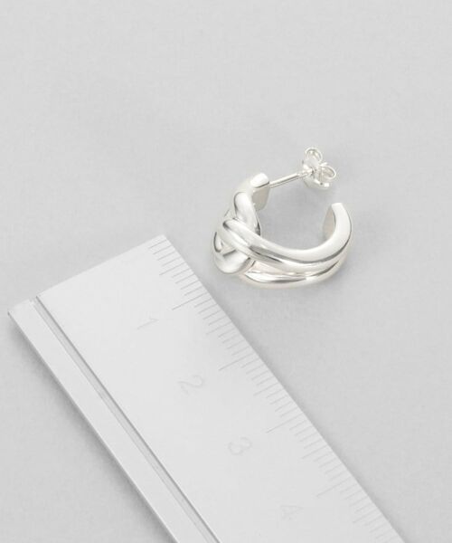 COCOSHNIK ONKITSCH / ココシュニックオンキッチュ ピアス・イヤリング | シルバー スモールフープ ノットピアス | 詳細4