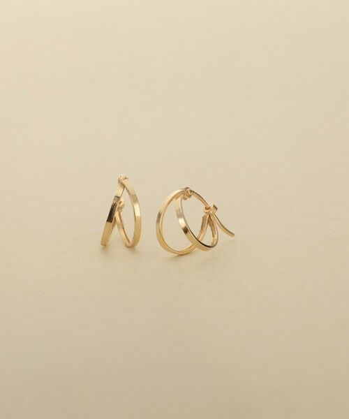 COCOSHNIK ONKITSCH / ココシュニックオンキッチュ ピアス・イヤリング | K10フラットダブルフープピアス（イエローゴールド(100)）