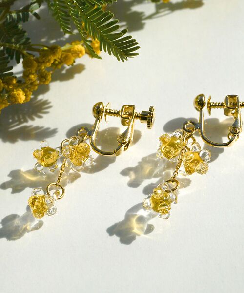 collex / コレックス ピアス・イヤリング | 【HARIO Lampwork Factory】イヤリング ひとふさのミモザ イ | 詳細1