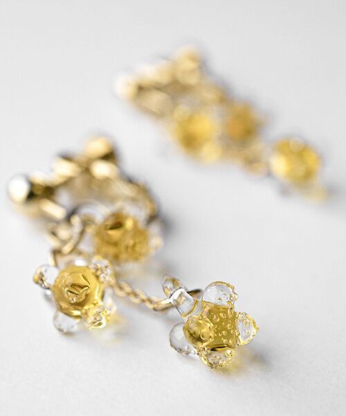 collex / コレックス ピアス・イヤリング | 【HARIO Lampwork Factory】イヤリング ひとふさのミモザ イ | 詳細2