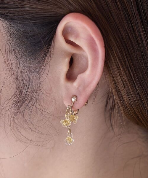 collex / コレックス ピアス・イヤリング | 【HARIO Lampwork Factory】イヤリングひとふさのミモザ イエ | 詳細2