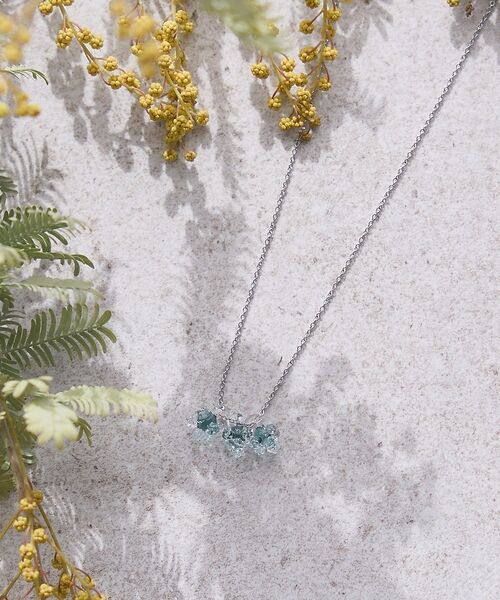 collex / コレックス ネックレス・ペンダント・チョーカー | 【HARIO Lampwork Factory】ネックレス ひとふさのミモザ（グリーン系その他1）