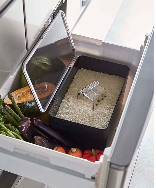 collex / コレックス インテリア・生活雑貨・ホビー・ステーショナリー | 【tower】密閉 シンク下米びつ 5kg 計量カップ付 スリム 米保存容器（ブラック）