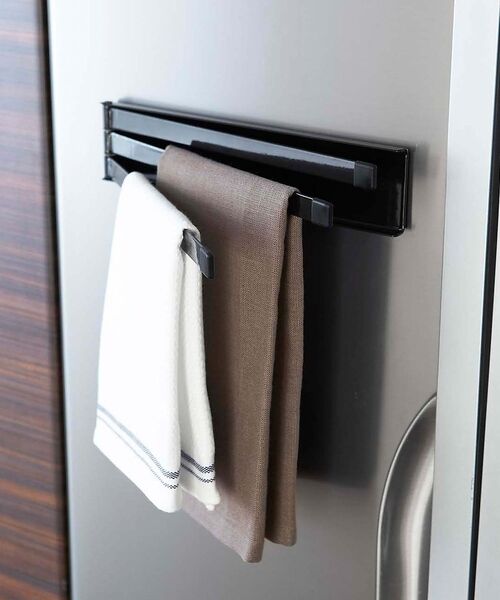 collex / コレックス インテリア・生活雑貨・ホビー・ステーショナリー | 【tower】マグネット 布巾ハンガー ふきん掛け 冷蔵庫収納 スリム 折りたた（ブラック）