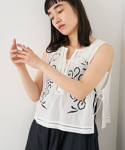 collex / コレックス ベスト | カットワーク刺繍サイドリボンベスト【予約】 | 詳細8