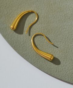 collex / コレックス ピアス・イヤリング | 【dignif】【金属アレルギー対応】ピアス　Curved Drop