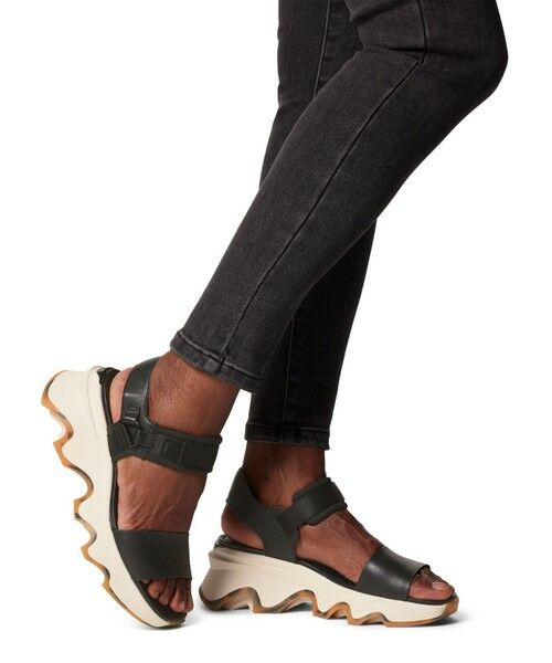 Columbia/コロンビア SOREL/ キネティックインパクト ワイストラップハイサンダル /ソレル Black、 Chalk 23.5cm Columbia/コロンビア SOREL/ キネティックインパクト ワイストラップハイサンダル /ソレル Black、 Chalk 23.5cm