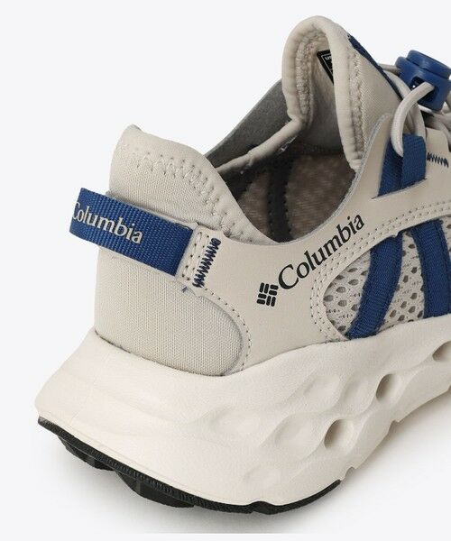 新品Columbia 子供用 
フード付きSサイズ　
アウター　スノーウェア Columbia コロンビア キッズ 帽子 日よけシェード付 バッド