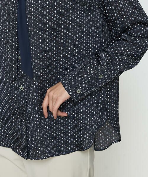 COMME CA COMFORT / コムサ・コンフォート（Lサイズ） シャツ・ブラウス | 〔 TALLサイズ 〕 サテンワッシャーダイヤ小紋柄 ブラウス | 詳細16