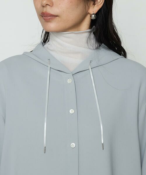COMME CA COMFORT / コムサ・コンフォート（Lサイズ） シャツ・ブラウス | 〔 +サイズ 〕 バックサテン梨地 フード付きブラウス | 詳細7