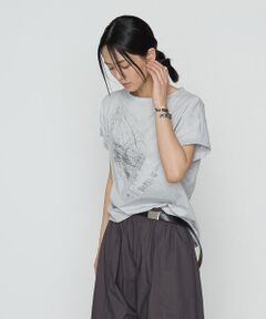 COMME CA COMFORT / コムサ・コンフォート（Lサイズ） Tシャツ | 〔 +サイズ 〕 プレーティング天竺 プリントTシャツ