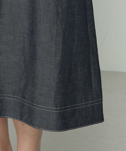 COMME CA COMFORT / コムサ・コンフォート（Lサイズ） ロング・マキシ丈ワンピース | 〔 +サイズ 〕 オトナシャンブレー 切替アシメワンピース | 詳細10