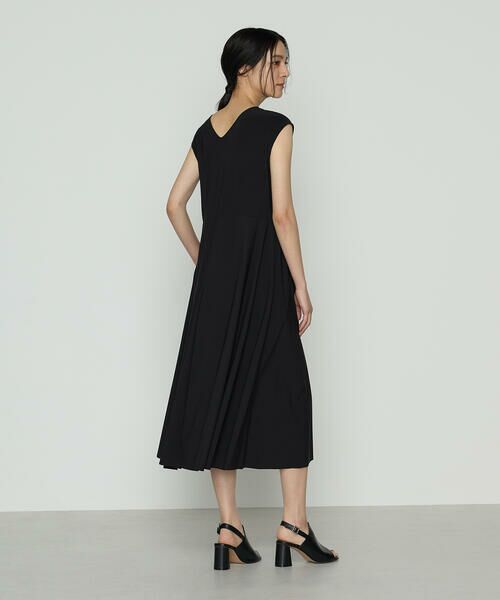 COMME CA COMFORT / コムサ・コンフォート（Lサイズ） ロング・マキシ丈ワンピース | 〔 +サイズ 〕 ユーロジャージー フィット＆フレアワンピース | 詳細2