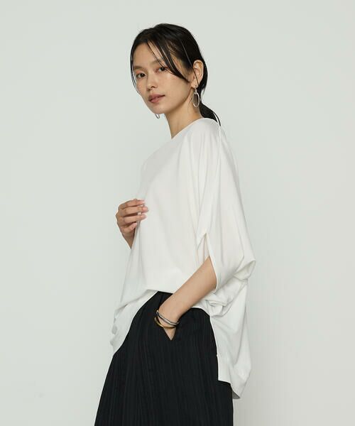 COMME CA COMFORT/コムサ・コンフォート(Lサイズ) 〔 +サイズ 〕 ハイテンションポンチライト ドルマンスリーブプルオーバー 02:オフホワイト 13号 COMME CA COMFORT/コムサ・コンフォート(Lサイズ) 〔 +サイズ 〕 ハイテンションポンチライト ドルマンスリーブプルオーバー 02:オフホワイト 13号