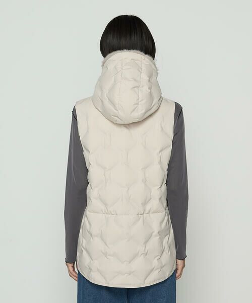 COMME CA COMFORT / コムサ・コンフォート（Lサイズ） その他アウター | 〔 +サイズ 〕 フーデッド ダウンジレ | 詳細21