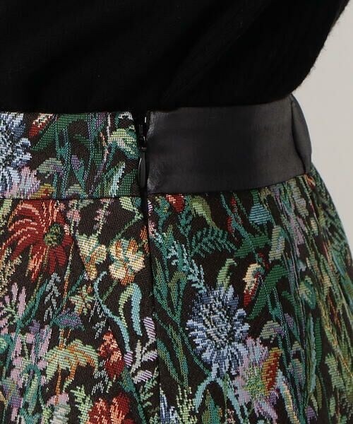 【極美品】定価3.5万円 ゴブラン織りタック入りスカート ネイビー