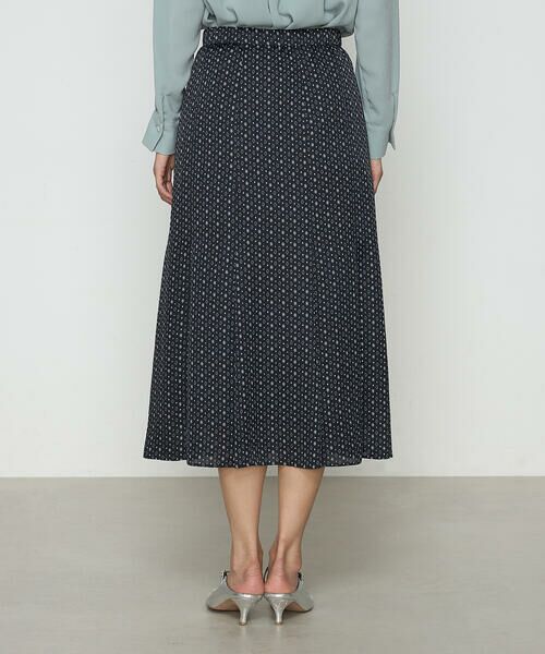 COMME CA PLATINUM / コムサ・プラチナ ロング・マキシ丈スカート | サテンワッシャーダイヤ小紋柄 スカート | 詳細9