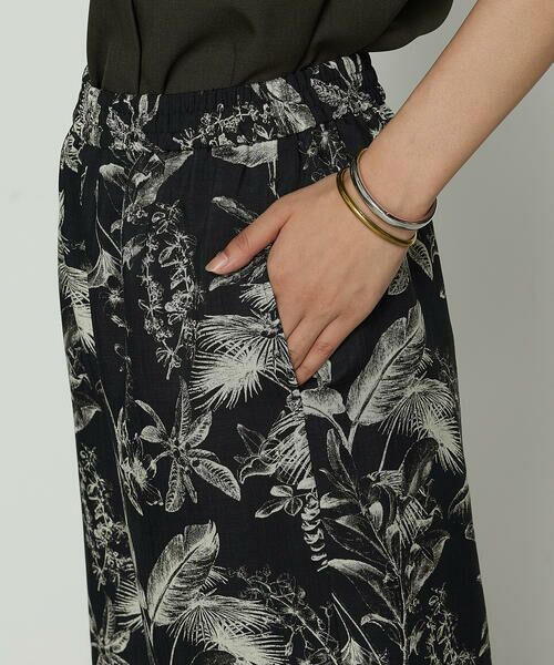 COMME CA PLATINUM / コムサ・プラチナ その他パンツ | 麻調ポリエステル ボタニカルプリントパンツ | 詳細8