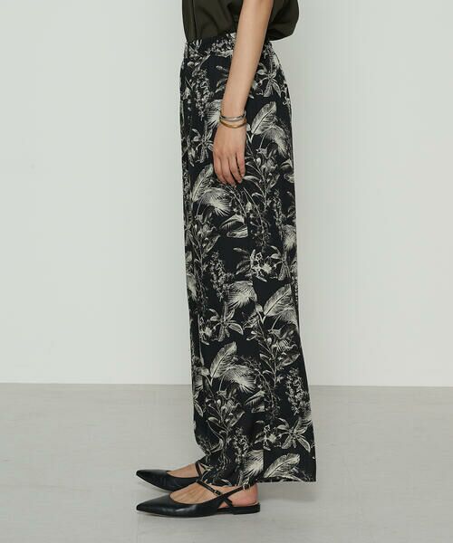 COMME CA PLATINUM / コムサ・プラチナ その他パンツ | 麻調ポリエステル ボタニカルプリントパンツ | 詳細5