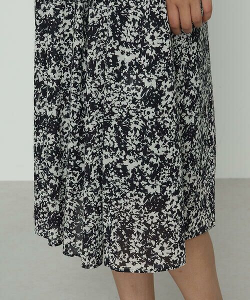 COMME CA PLATINUM / コムサ・プラチナ ロング・マキシ丈ワンピース | キュプラコットンフラワープリント ドレス | 詳細17