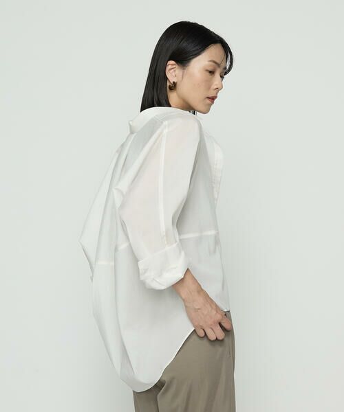 スタイリングの寄りもしくは商品画像