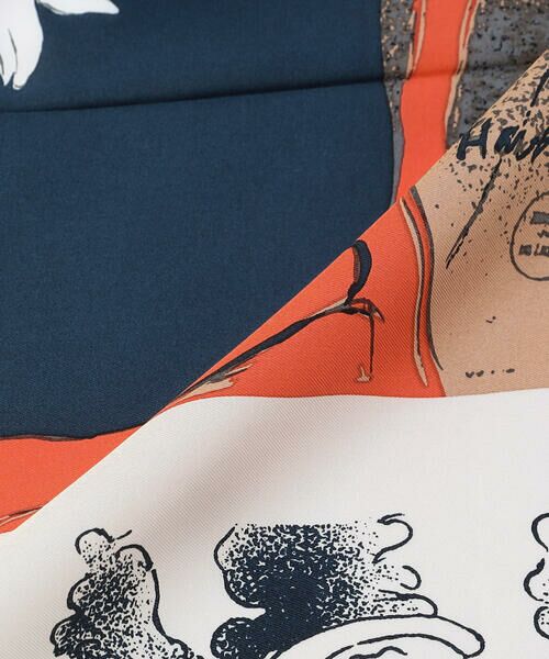 COMME CA PLATINUM / コムサ・プラチナ マフラー・ショール・スヌード・ストール | 絵画調シルクプリント スカーフ | 詳細3