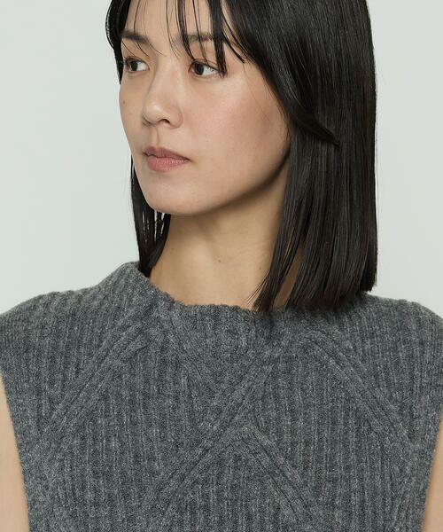 COMME CA PLATINUM / コムサ・プラチナ ベスト | マシュマロブークレー ニットベスト | 詳細10