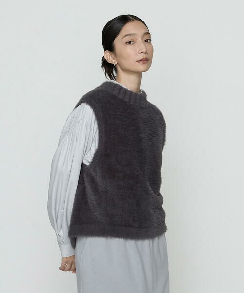 COMME CA PLATINUM/コムサ・プラチナ マイクロナイロンフェザーヤーン 2WAYベスト 08:チャコール 5号