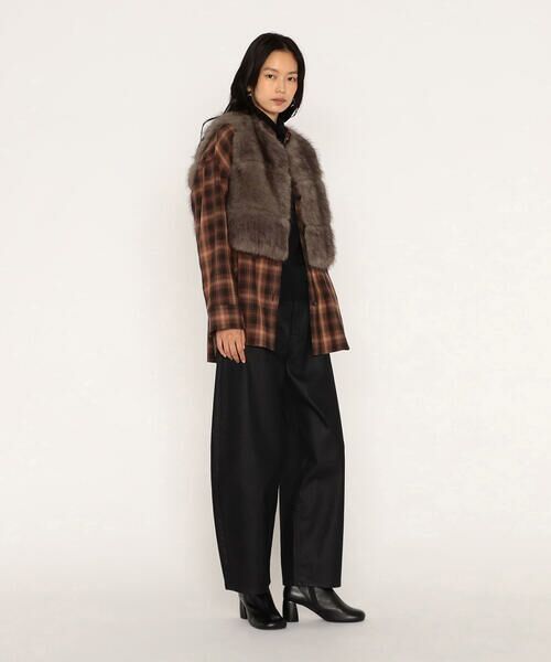 COMME CA PLATINUM / コムサ・プラチナ ベスト | フェイクファー ショートジレ | 詳細3