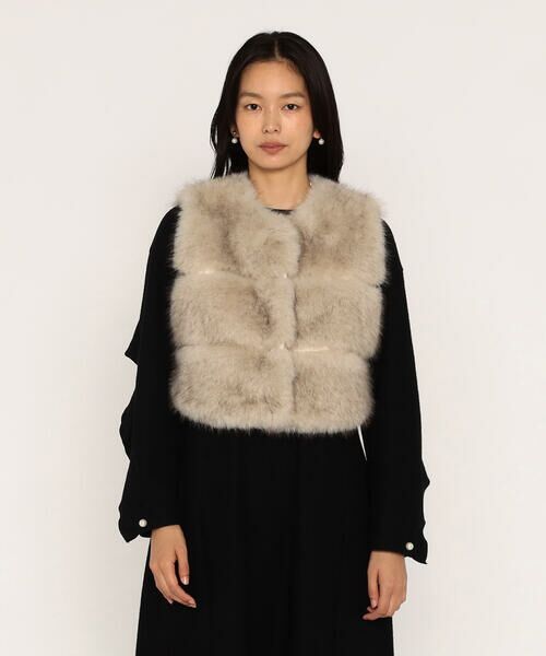 COMME CA PLATINUM / コムサ・プラチナ ベスト | フェイクファー ショートジレ | 詳細12