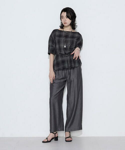 COMME CA PLATINUM / コムサ・プラチナ その他パンツ | オトナシャンブレー タックワイドパンツ | 詳細1