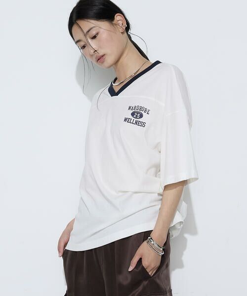 COMME CA PLATINUM / コムサ・プラチナ Tシャツ | ヴィンテージレアルツイストライト プリントTシャツ（02:オフホワイト）