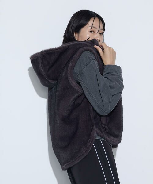 COMME CA PLATINUM S-SIZE / コムサ・プラチナ エスサイズ ベスト | 〔 Sサイズ 〕エコファー リバーシブルジレ | 詳細23