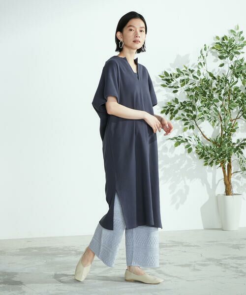 COMME CA ISM / コムサイズム ロング・マキシ丈ワンピース | キーネック ワンピース(ネイビー)