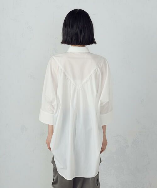 COMME CA ISM / コムサイズム シャツ・ブラウス | バックデザイン　ニュアンス　オーバーサイズシャツ | 詳細8