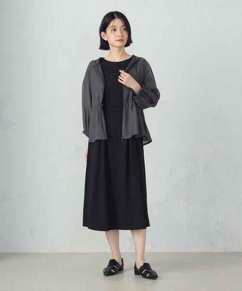 COMME CA ISM / コムサイズム ドレス | 【接触冷感・防汚機能】ベルト付　フレンチスリーブ　タック　ワンピース　 | 詳細1