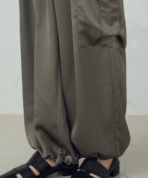 COMME CA ISM / コムサイズム カーゴパンツ | ポリエステルマットサテン カーゴパンツ | 詳細21