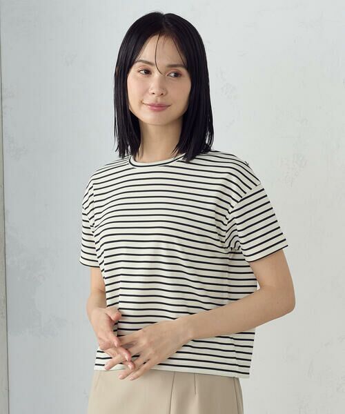 セール】 ボックスシルエット クロップ丈ボーダーTシャツ